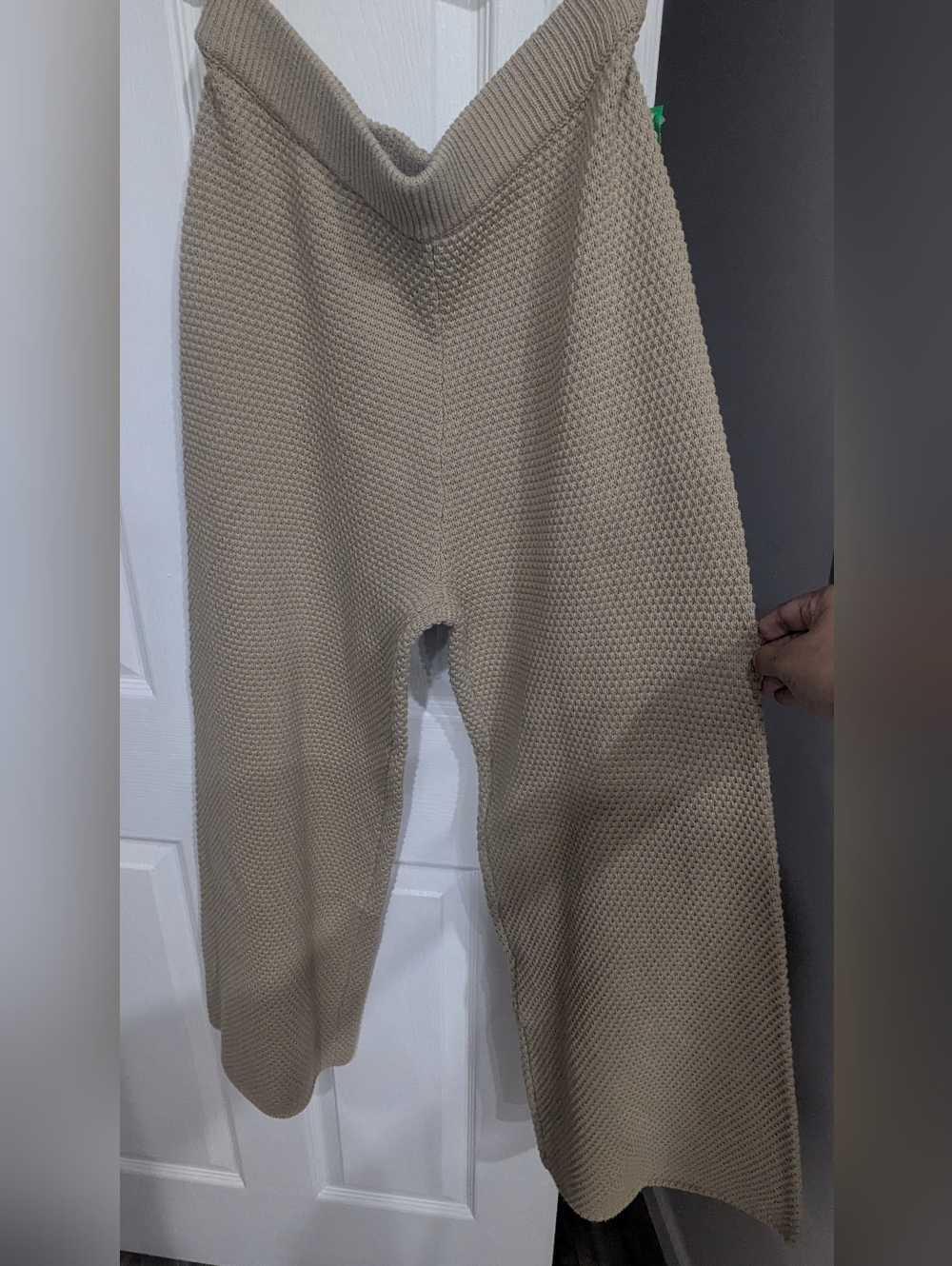 Mod Ref Nude/Beige Knit Pants